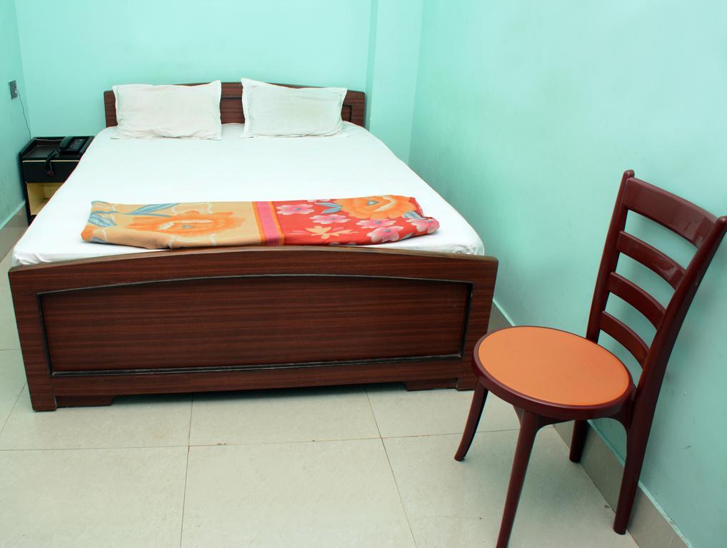 Hotel Nirmal Inn Бхубанешвара Номер фото